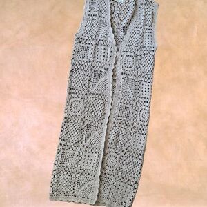 Effeci Hand Knit Crochet Sleeveless Vest